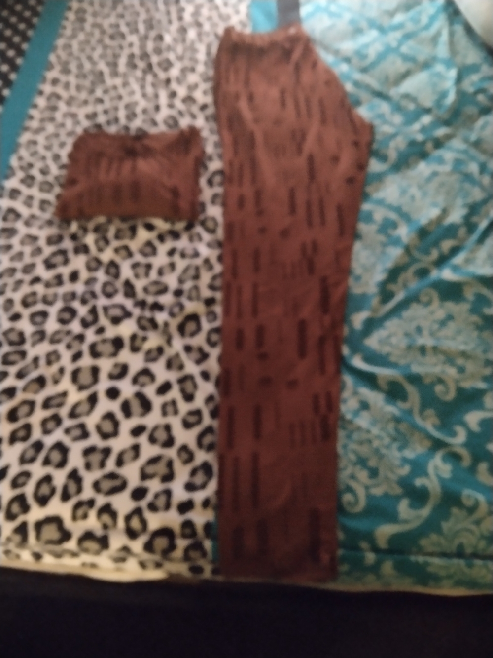 Women's Brown Distressed Long-Sleeve Tee - Picture 7 of 7